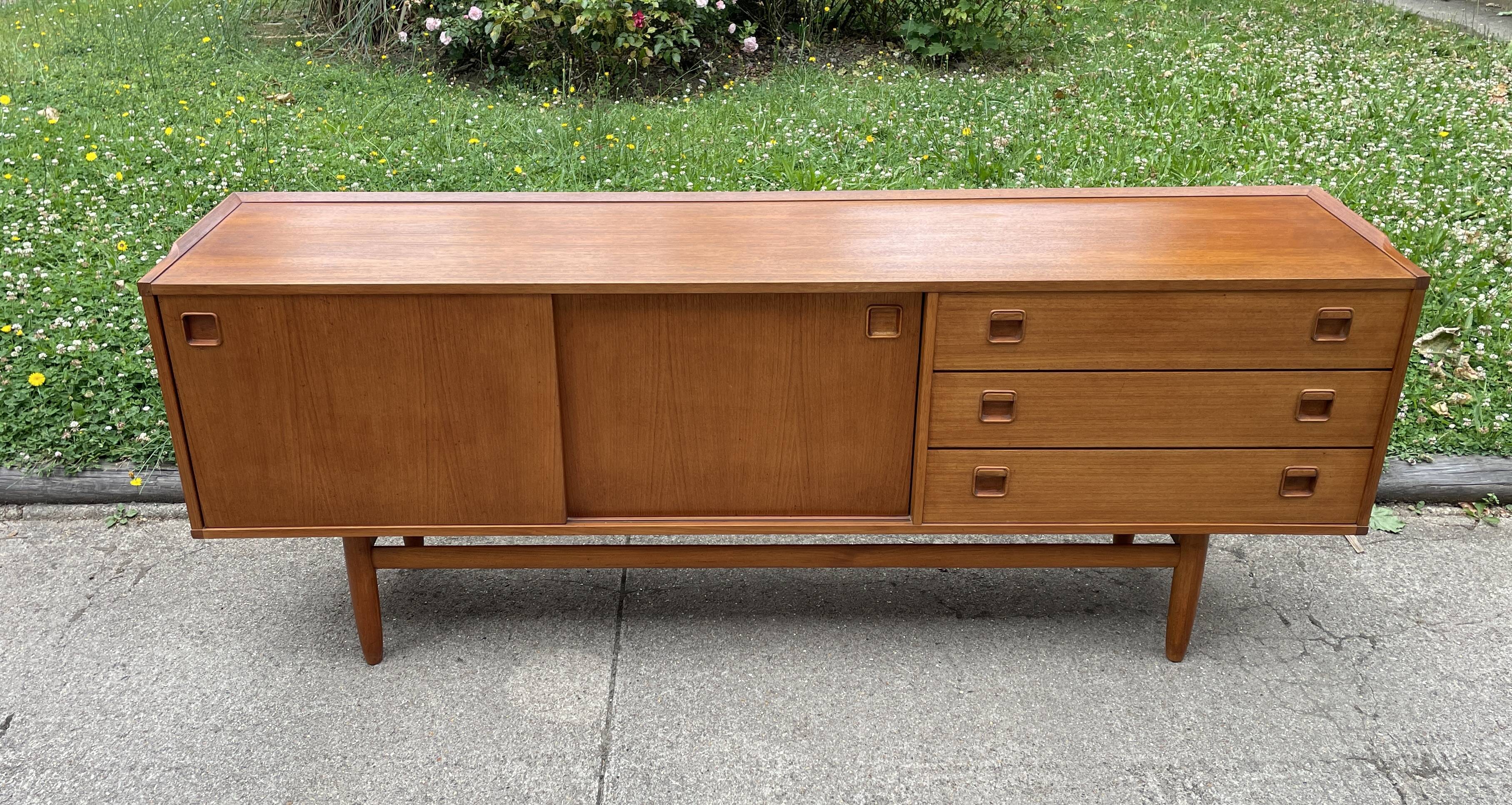 Scandinavian teak sideboard Rudolf Bernd Glatzel for Fristho 1960.