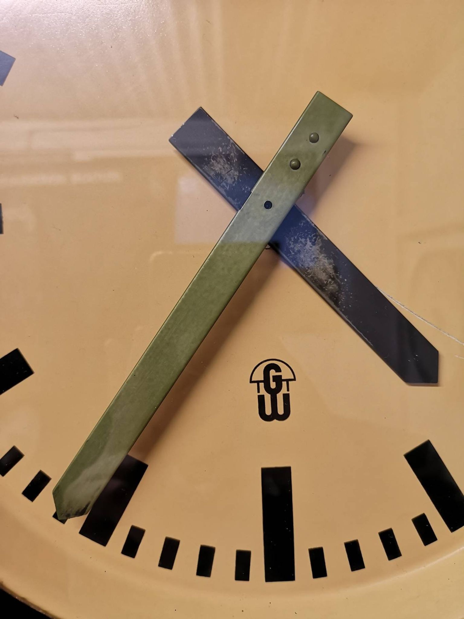 Large 1950s Bakelite East German Modernest Factory Clocks By GW ( Geratewerk Liepzig )