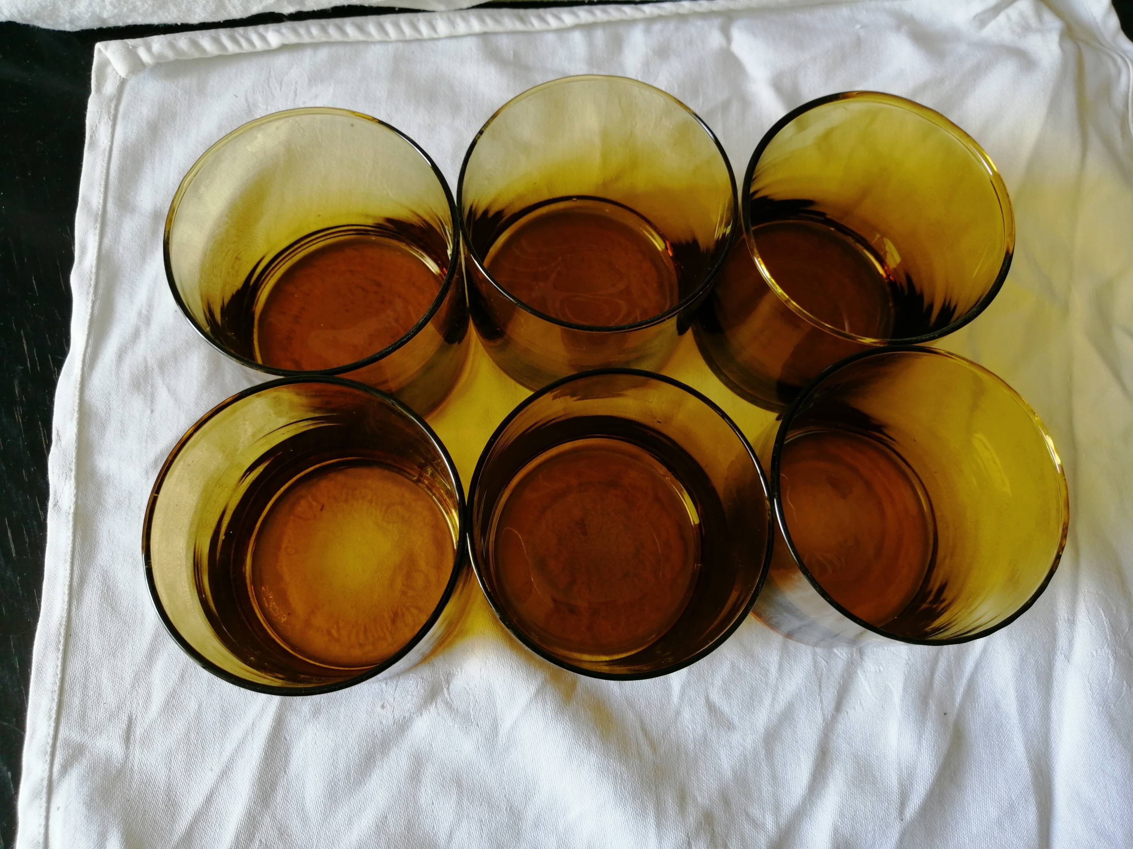 Serie of 6 yellow amber whisky glasses years 70