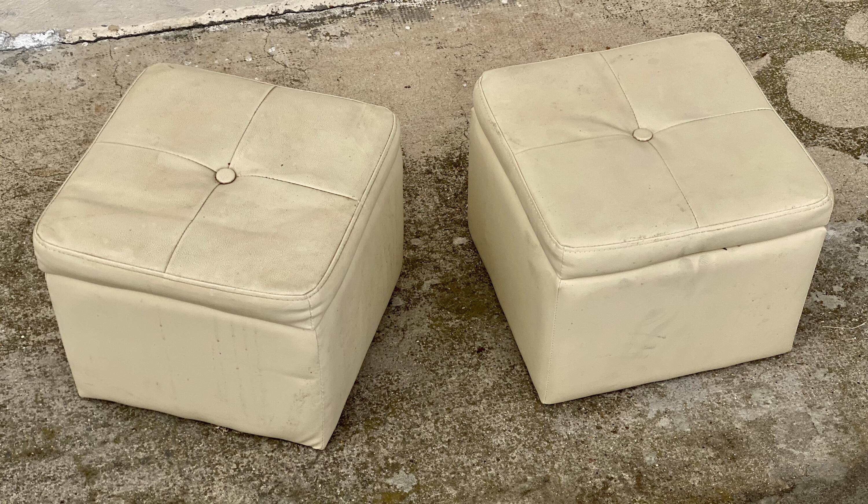 Paire de tabourets cube vintage 1980 simili cuir