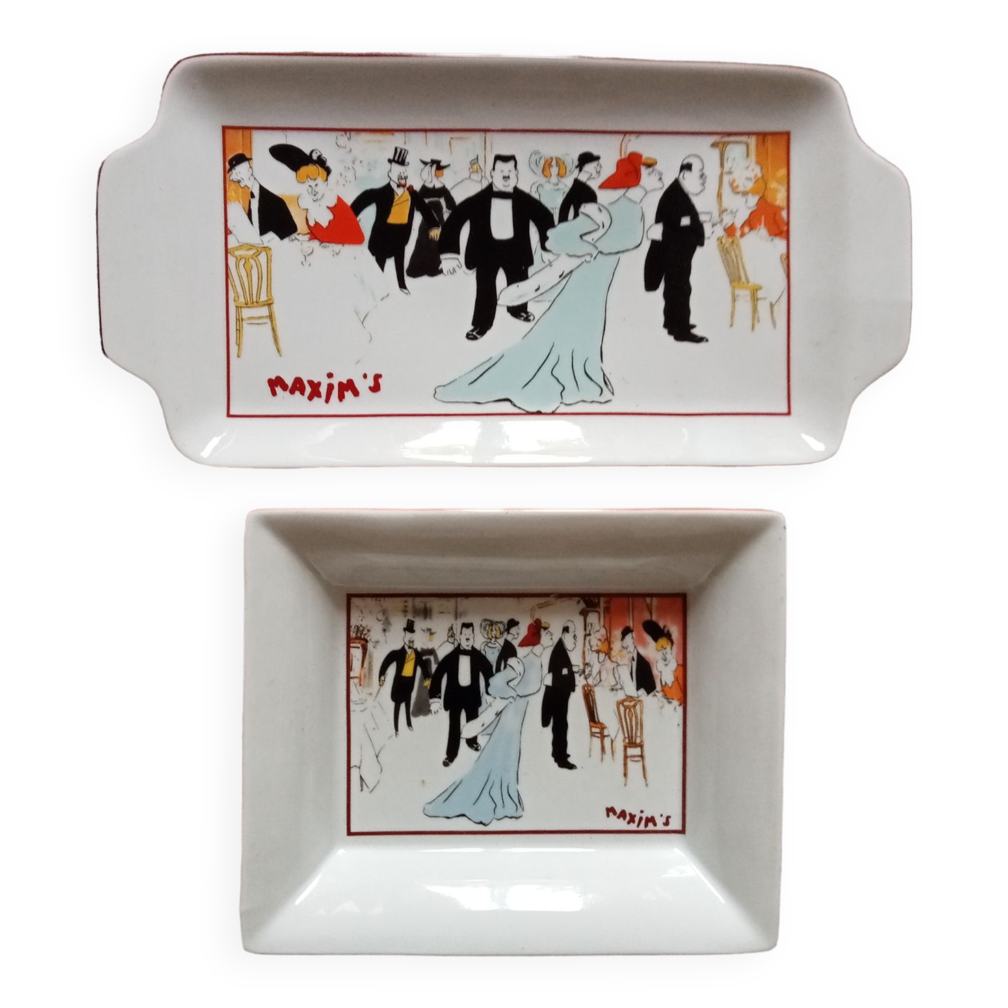 Maxim's empty pocket and dish