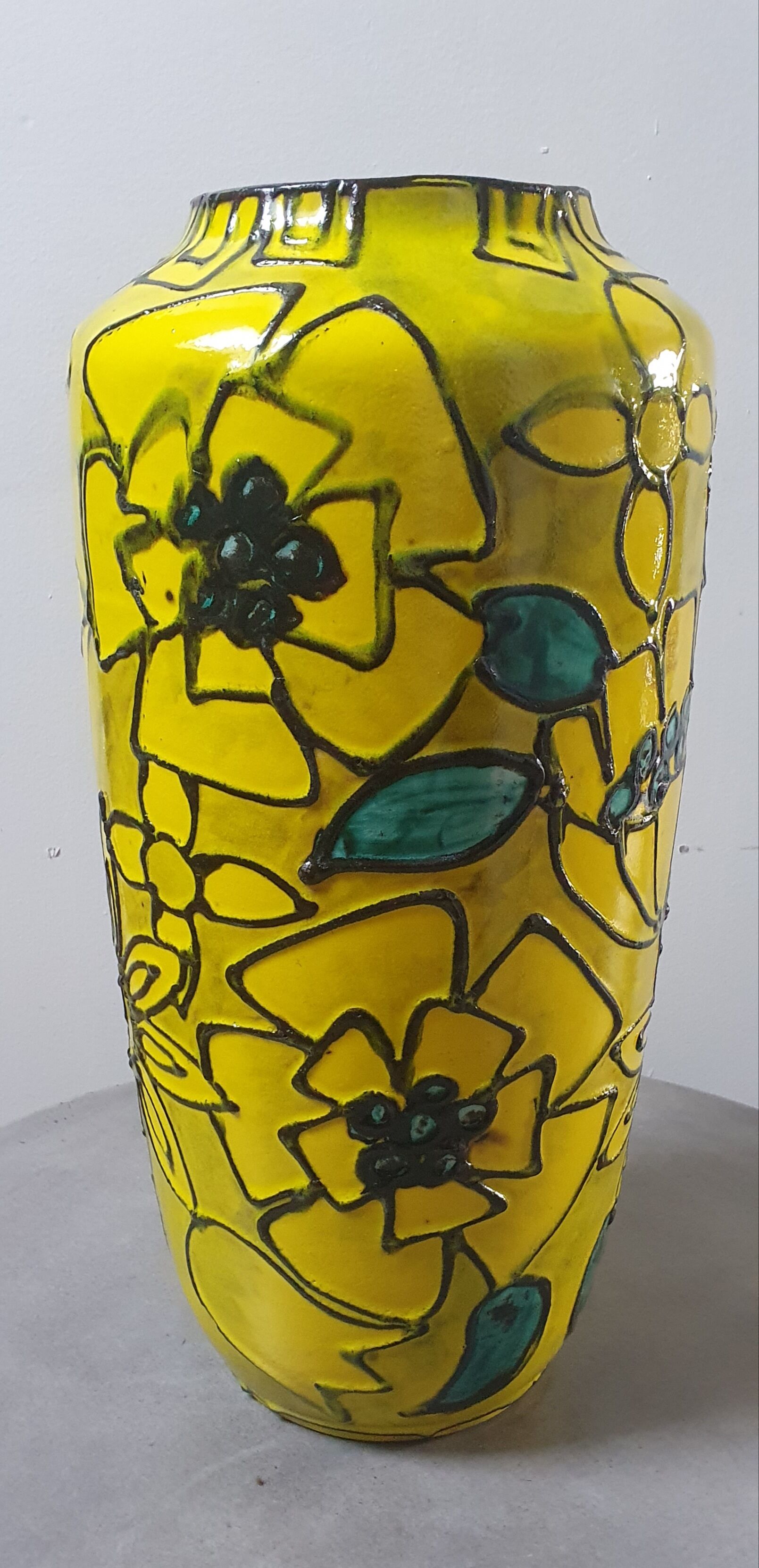 Ceramic vase