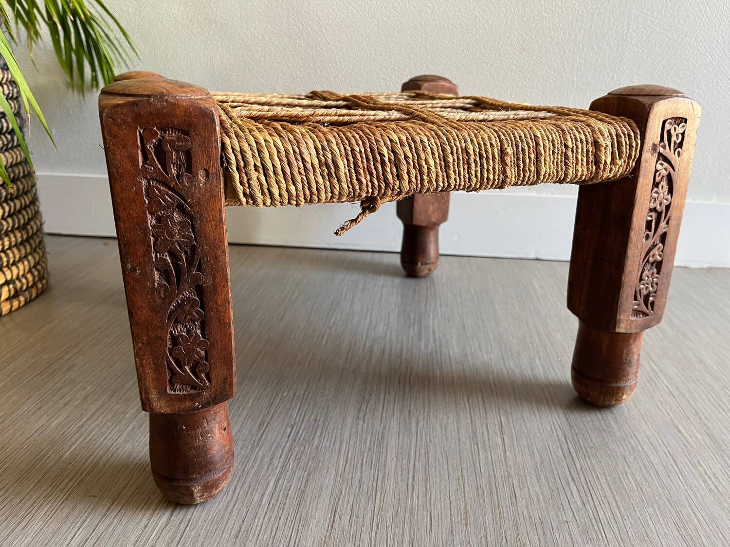 Charpoy stool in wood and rope