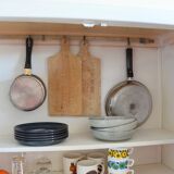 Ancienne armoire de rangement Mado en métal 1950s