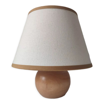 Wooden ball foot lamp