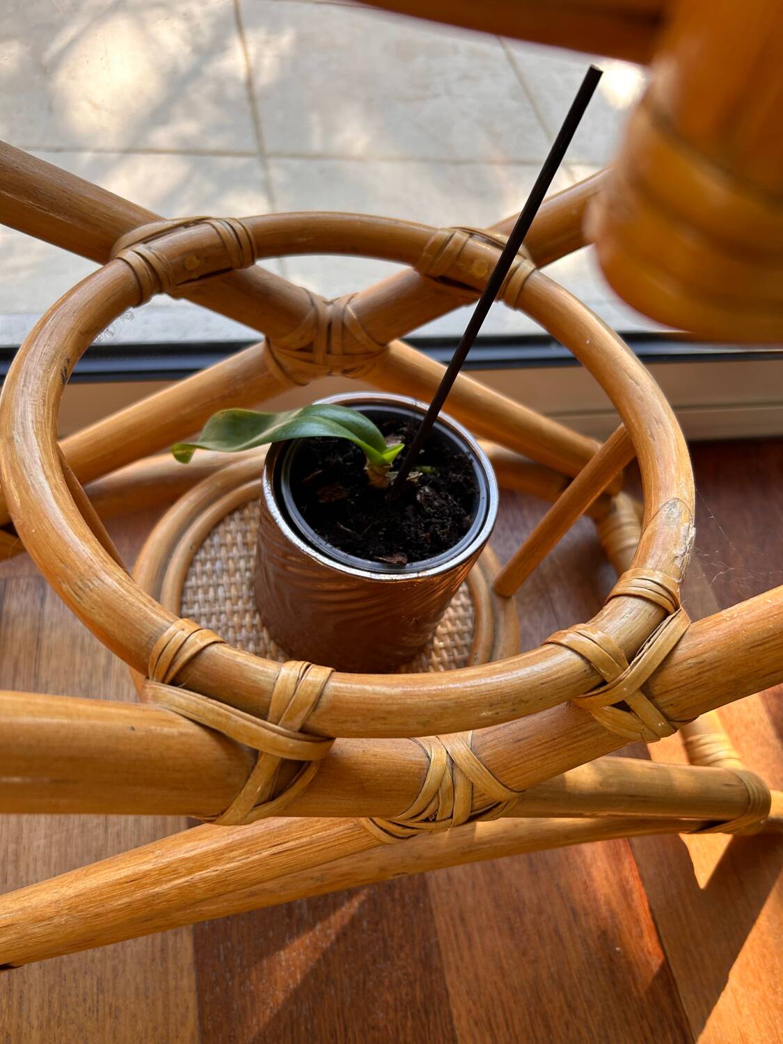 Vintage rattan plant stand – 1970s