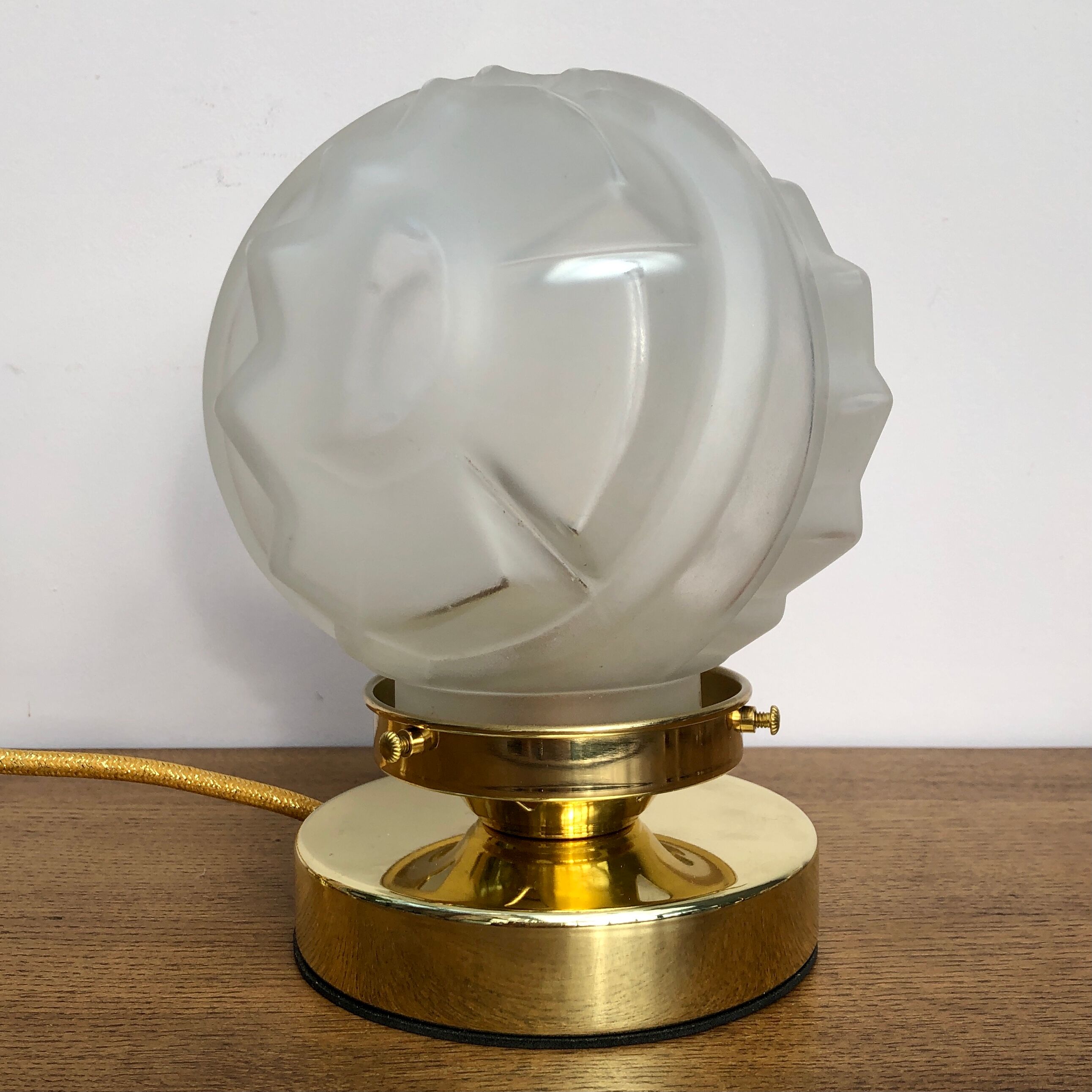Vintage art deco globe installation lamp