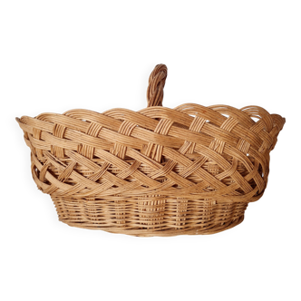 Vintage wicker basket – bohemian decorative storage