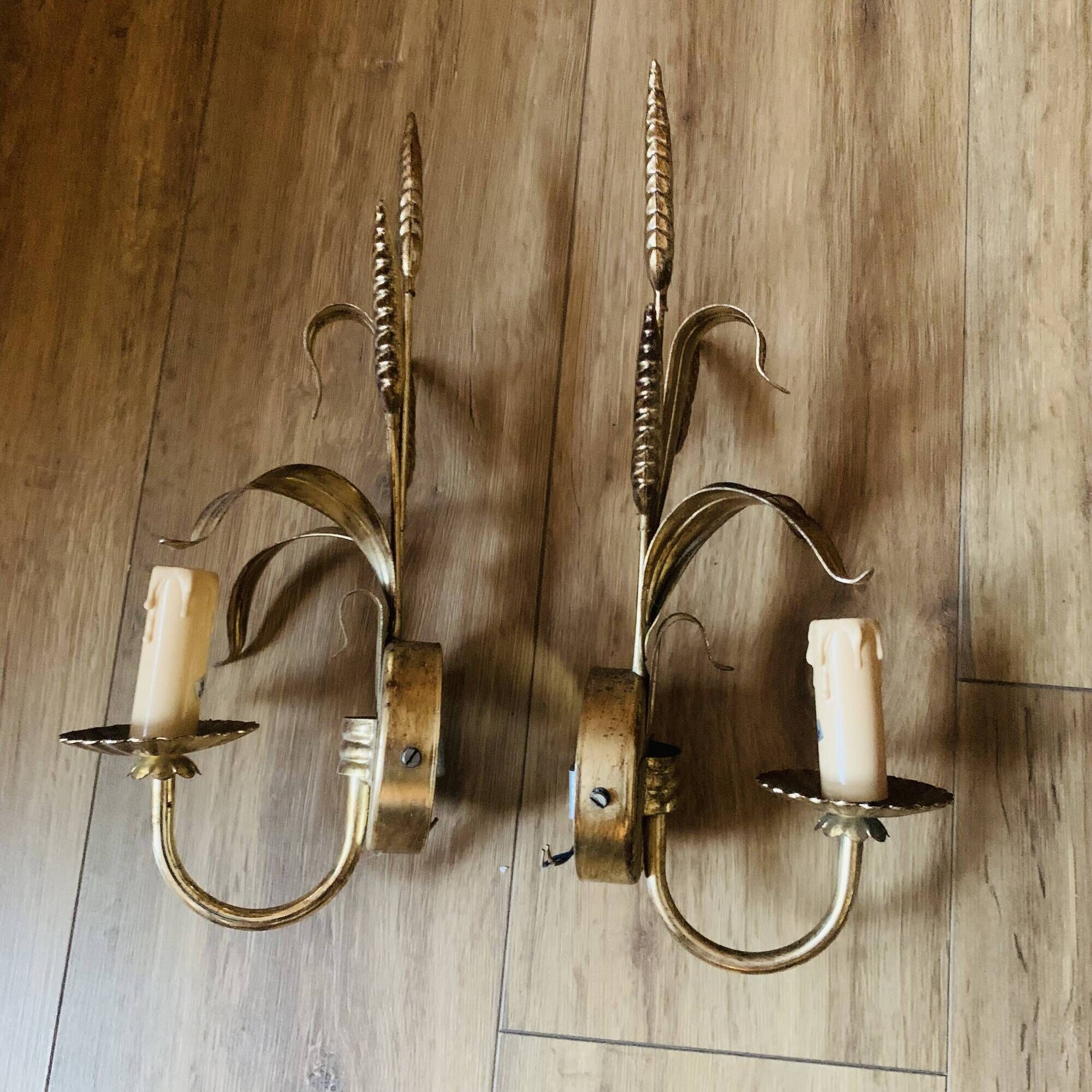 Pair of wheat spike wall lights in gold metal