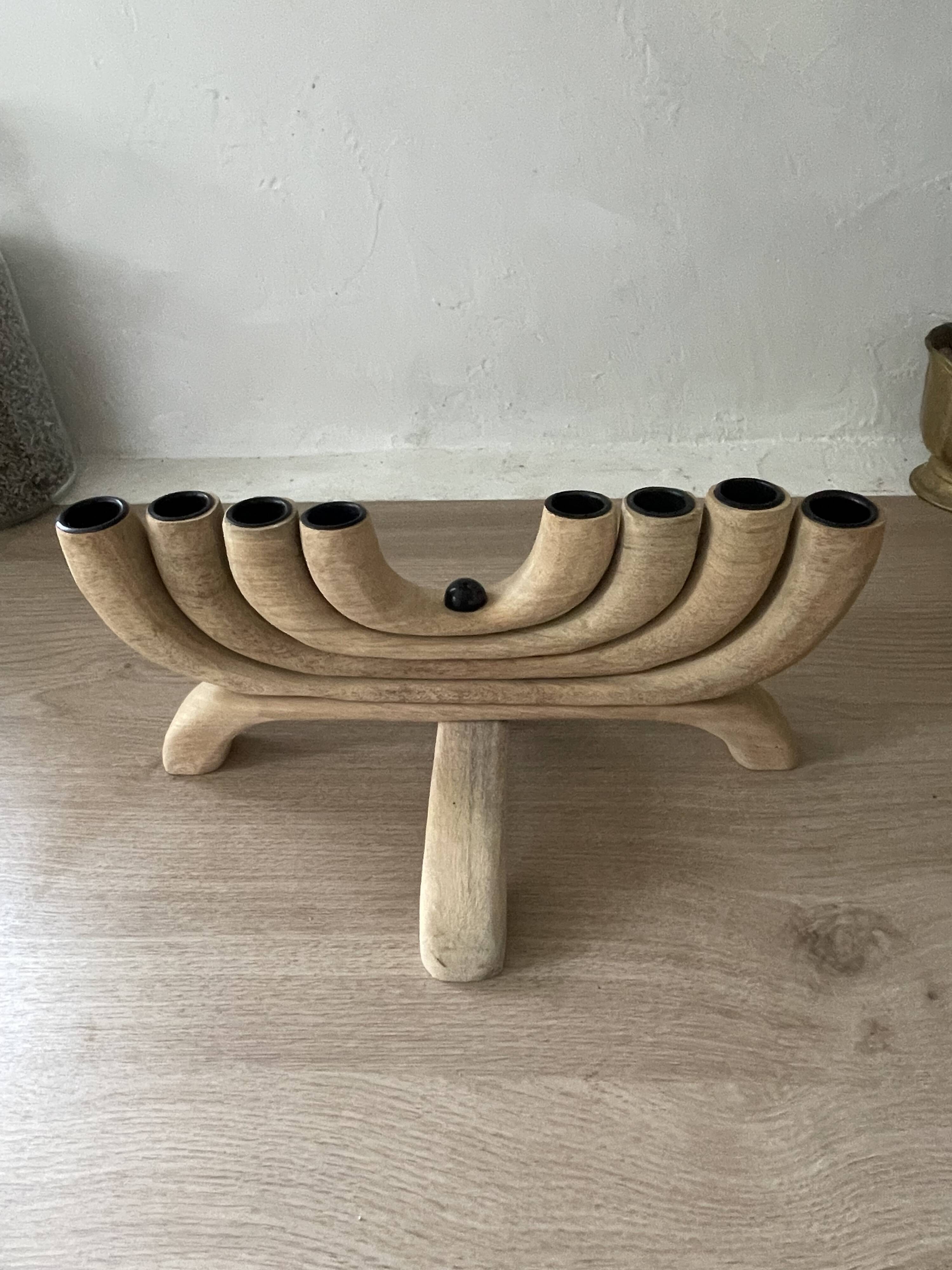 Scandinavian wooden chandelier with 8 branches
