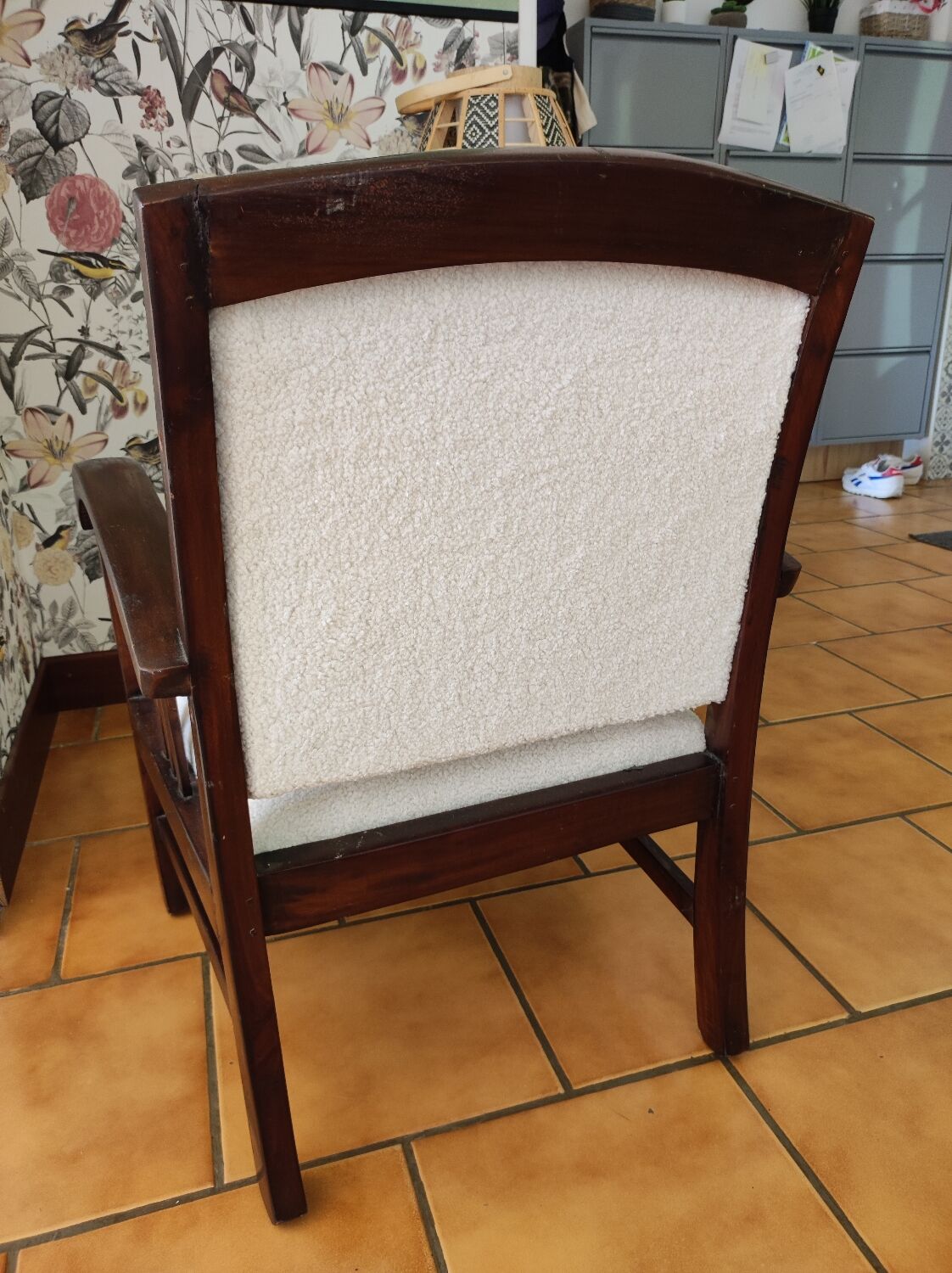 Colonial armchair