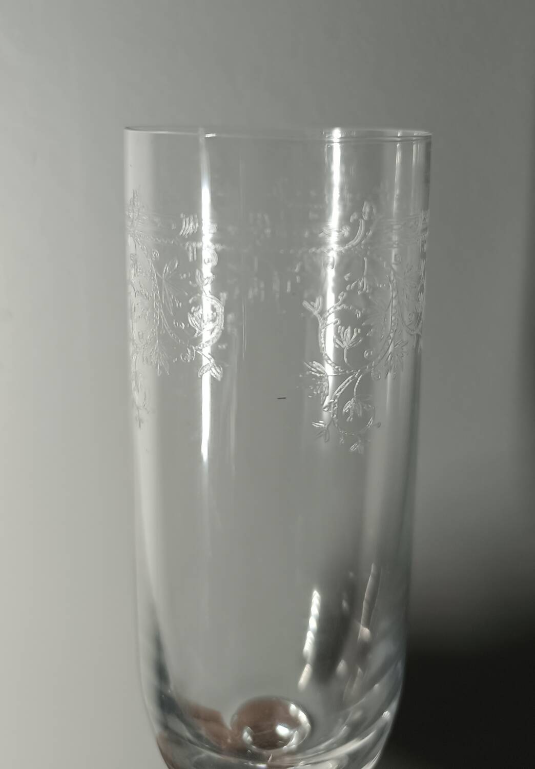 Set of 8 chiseled/engraved crystal glasses