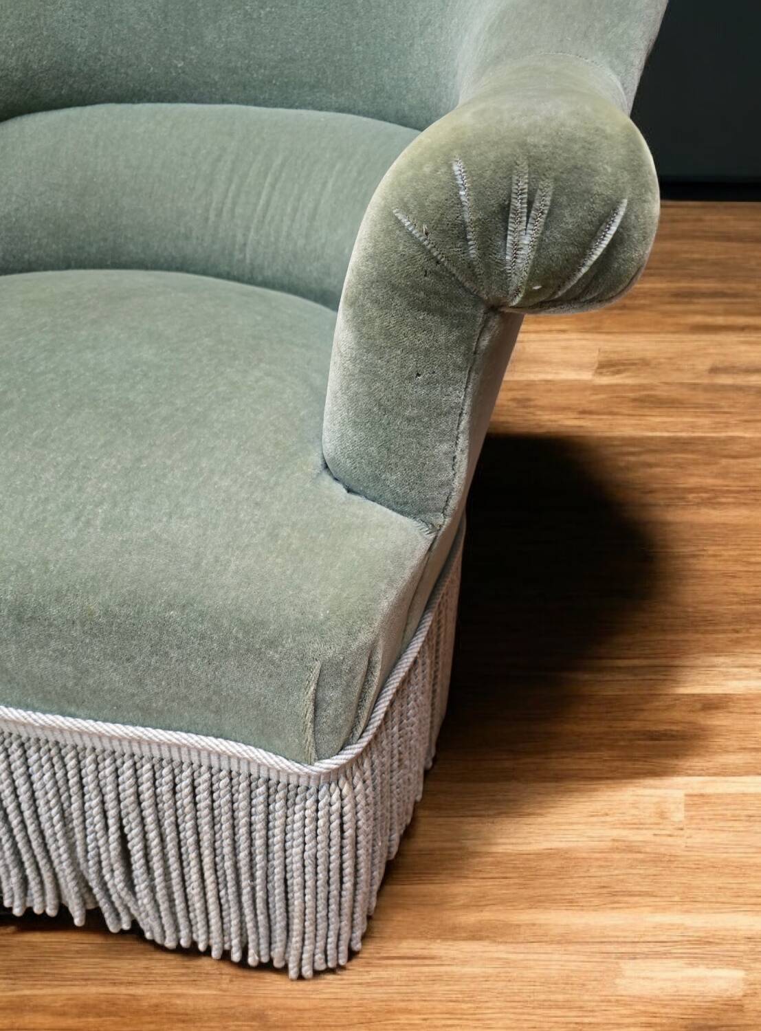 Pair of celadon green velvet armchairs with armrests, esprit