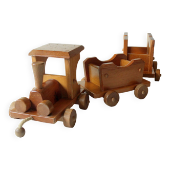 Large wooden train with 3 pieces to pull and push, handmade wooden toy from the 1980s, vintage