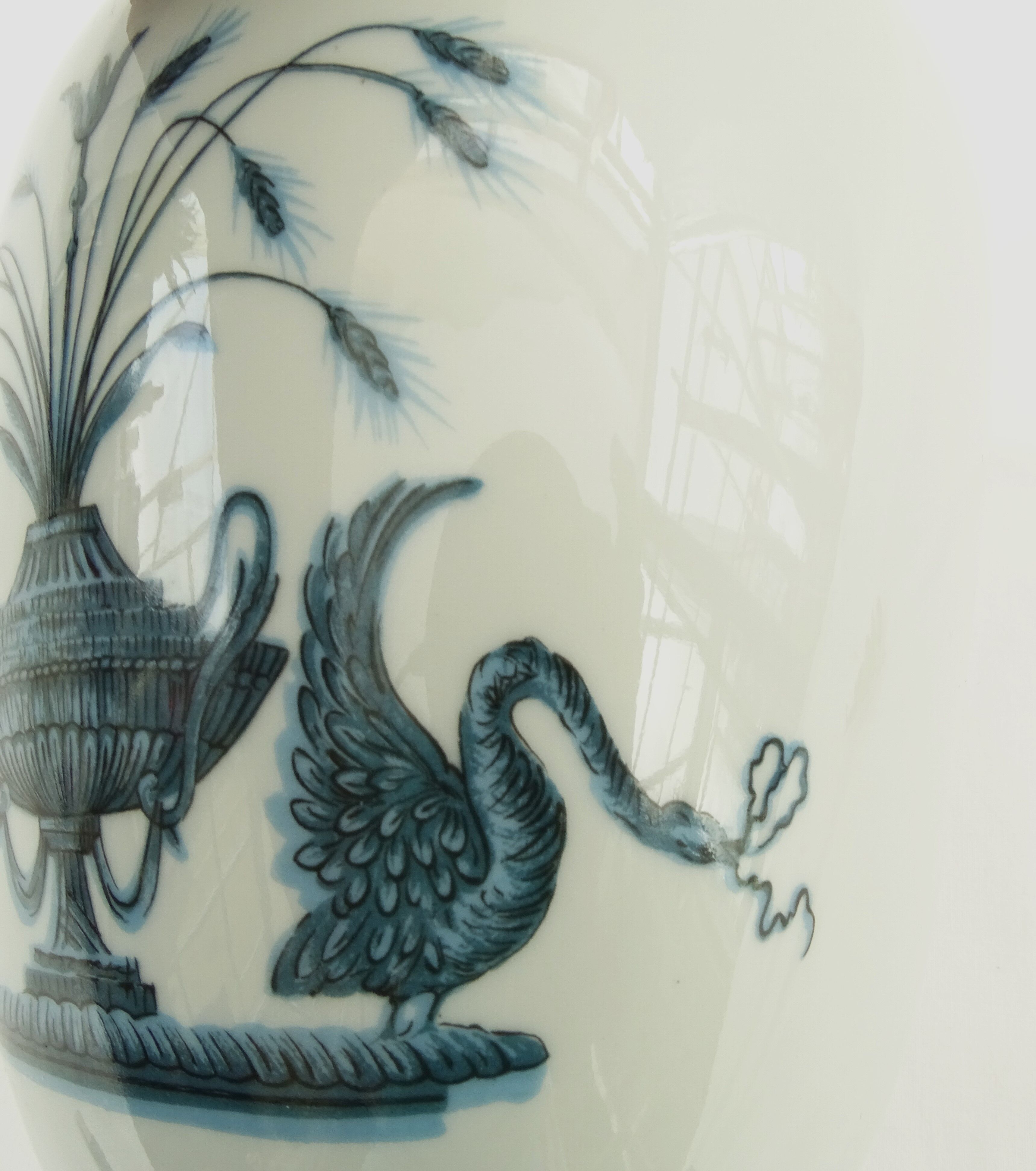 Hanging spoon pot in Paris porcelain