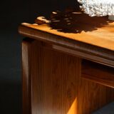 Large rectangular coffee table in solid pine from the mid-century, Danish modern, 1960s.