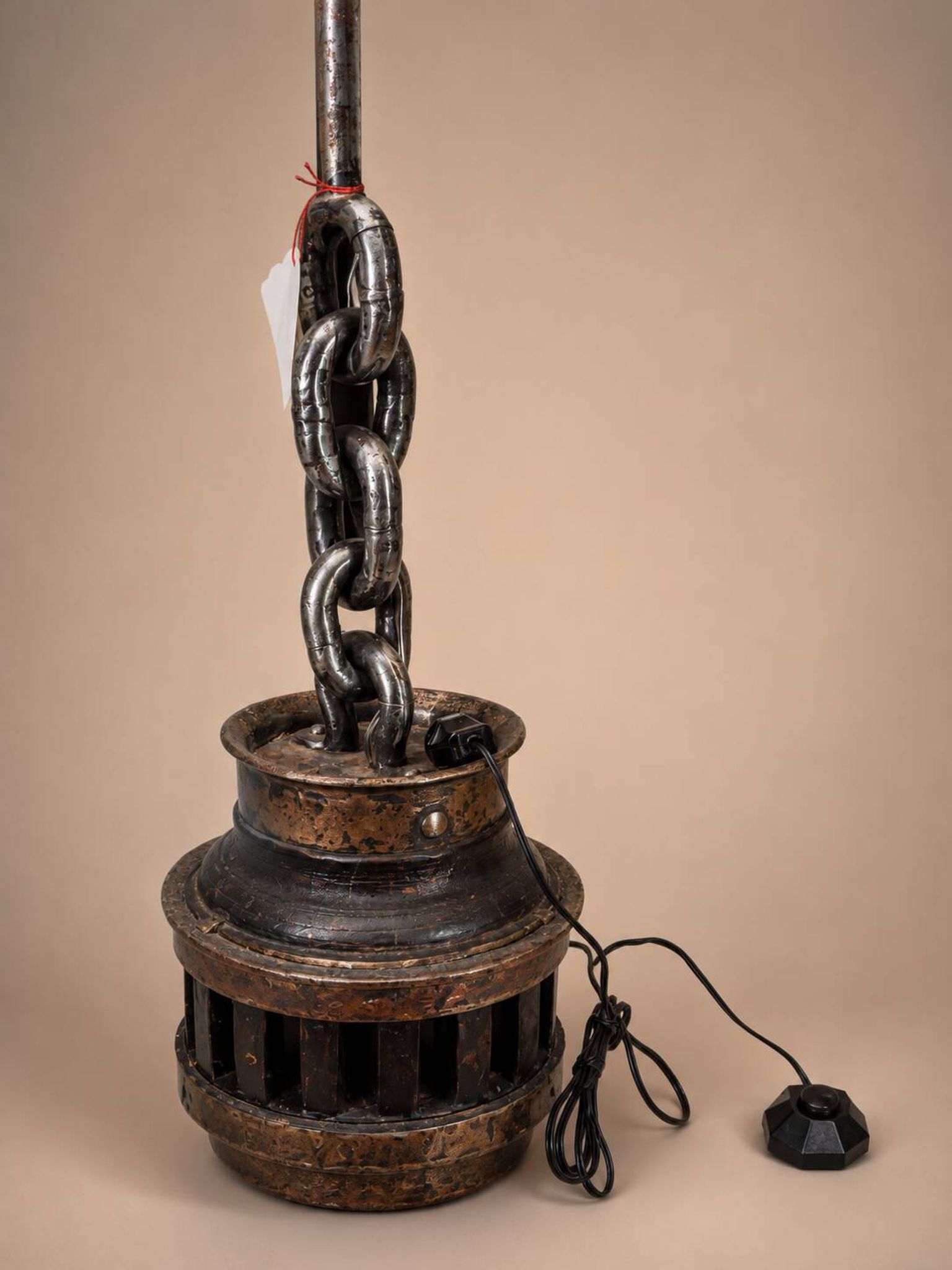 Industrial floor lamp