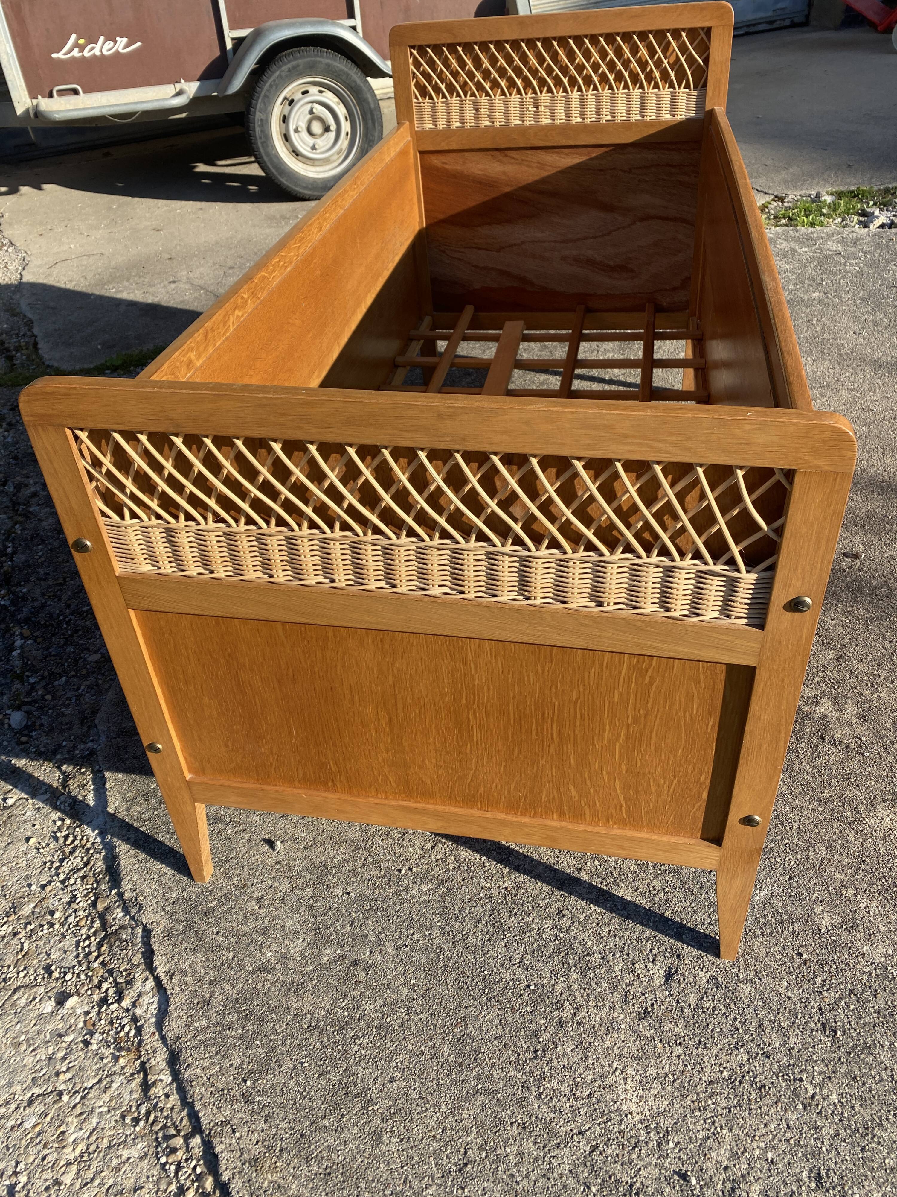 Rattan bed for children