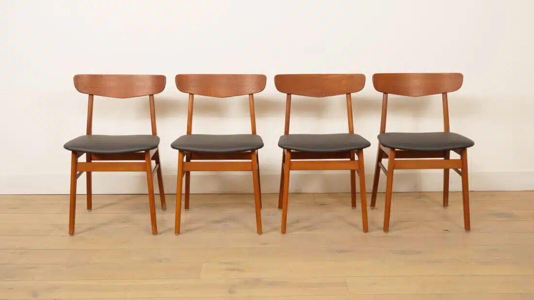4 x dining chairs | Farstrup | Model 210 | Restored