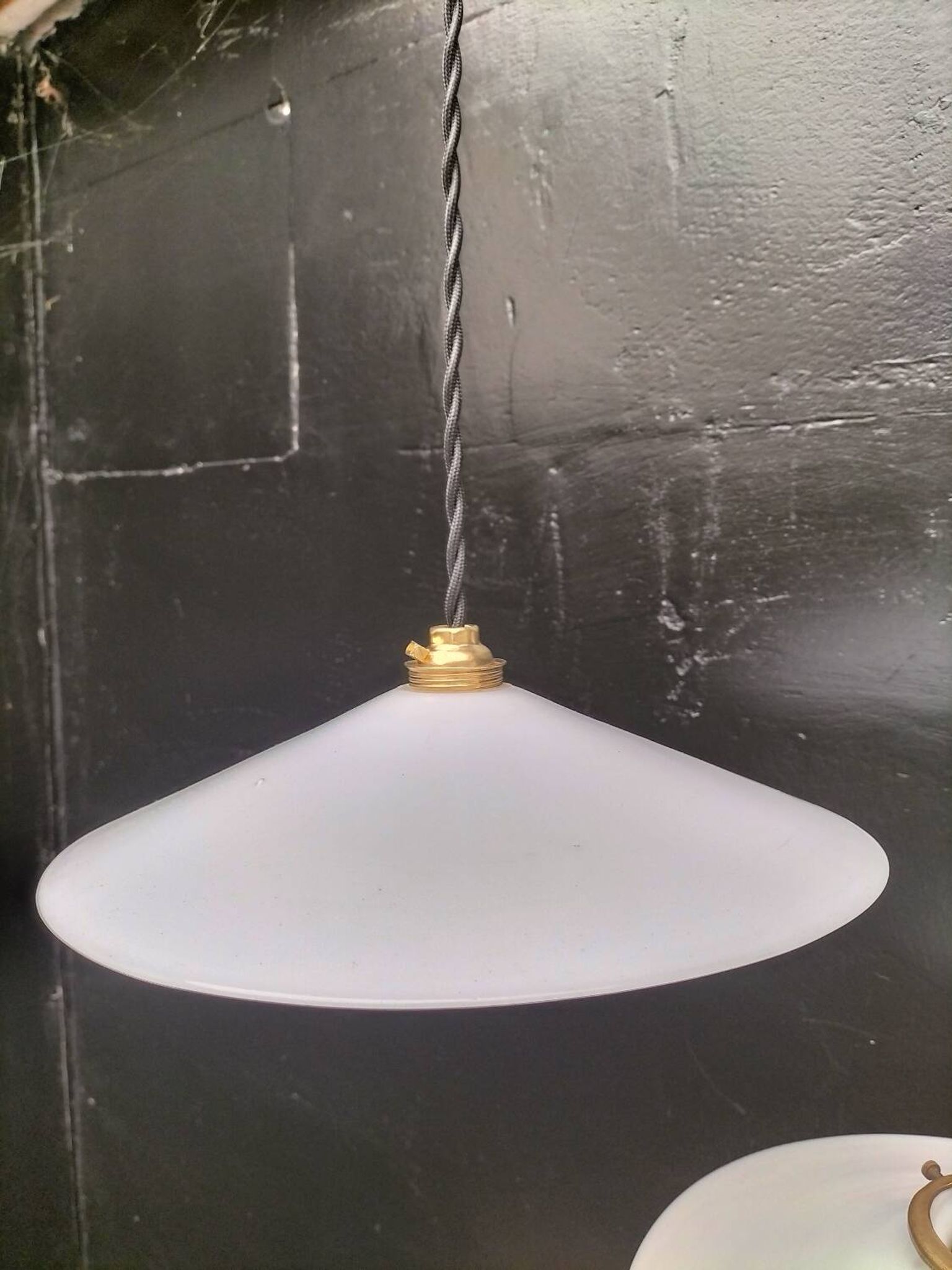 2 suspensions en opaline