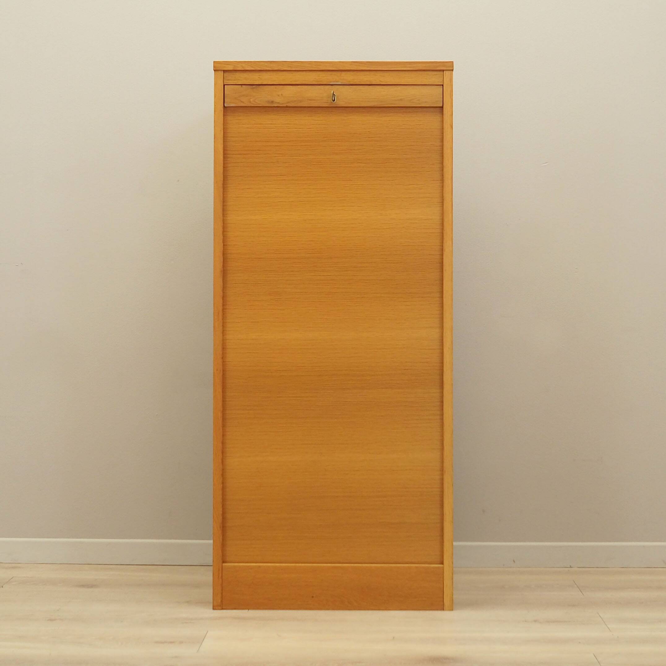 Ash dresser, Danish design, 1960s, production: Denmark