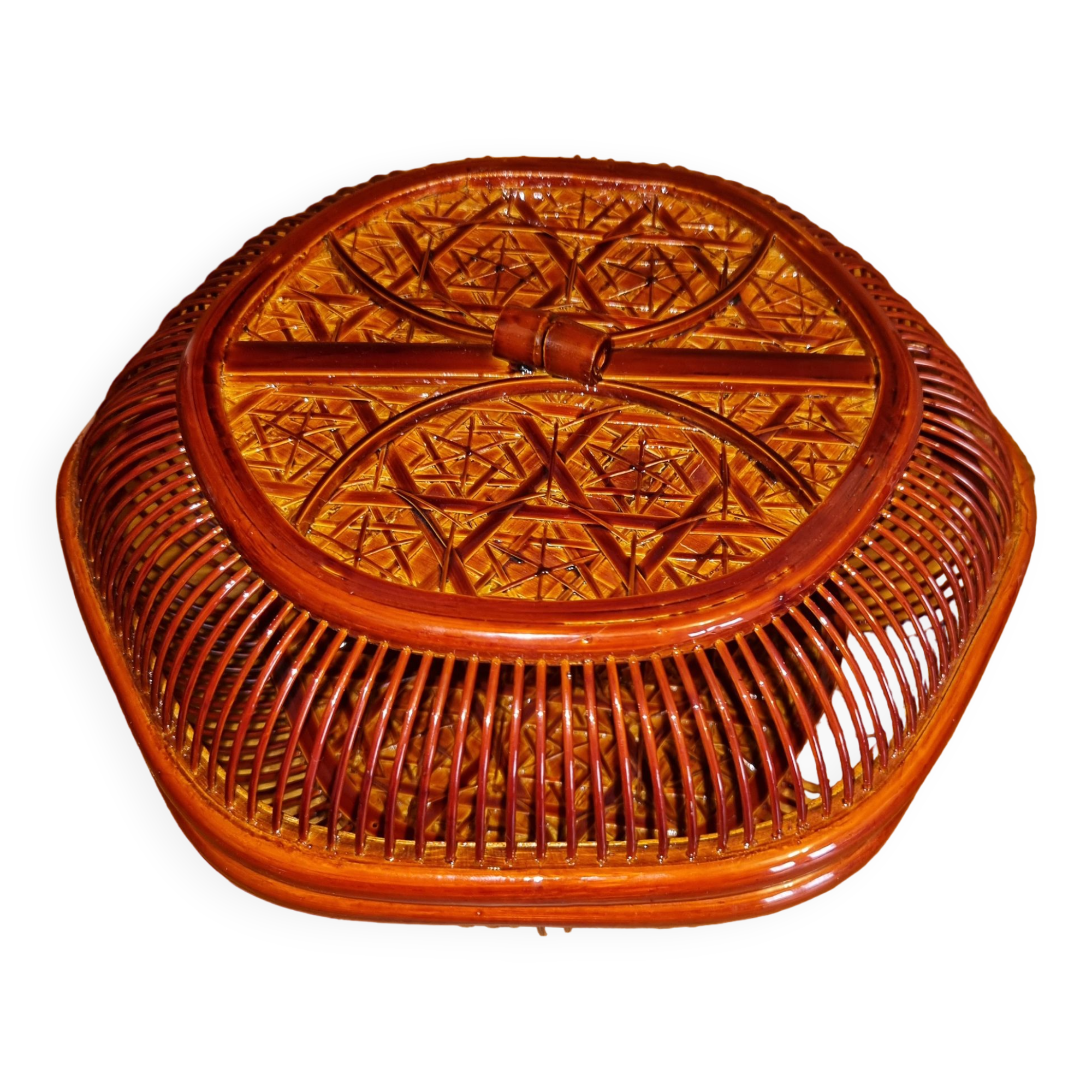 Lacquered bamboo box