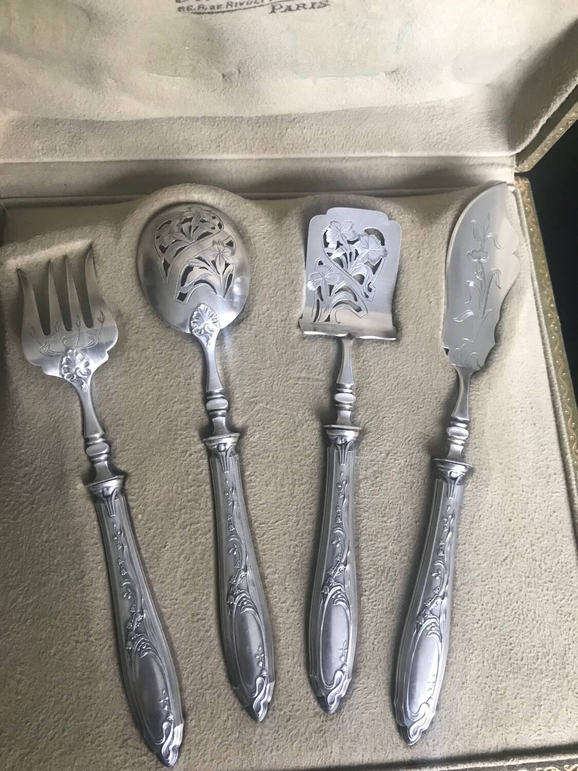 Silver hors d'oeuvre set