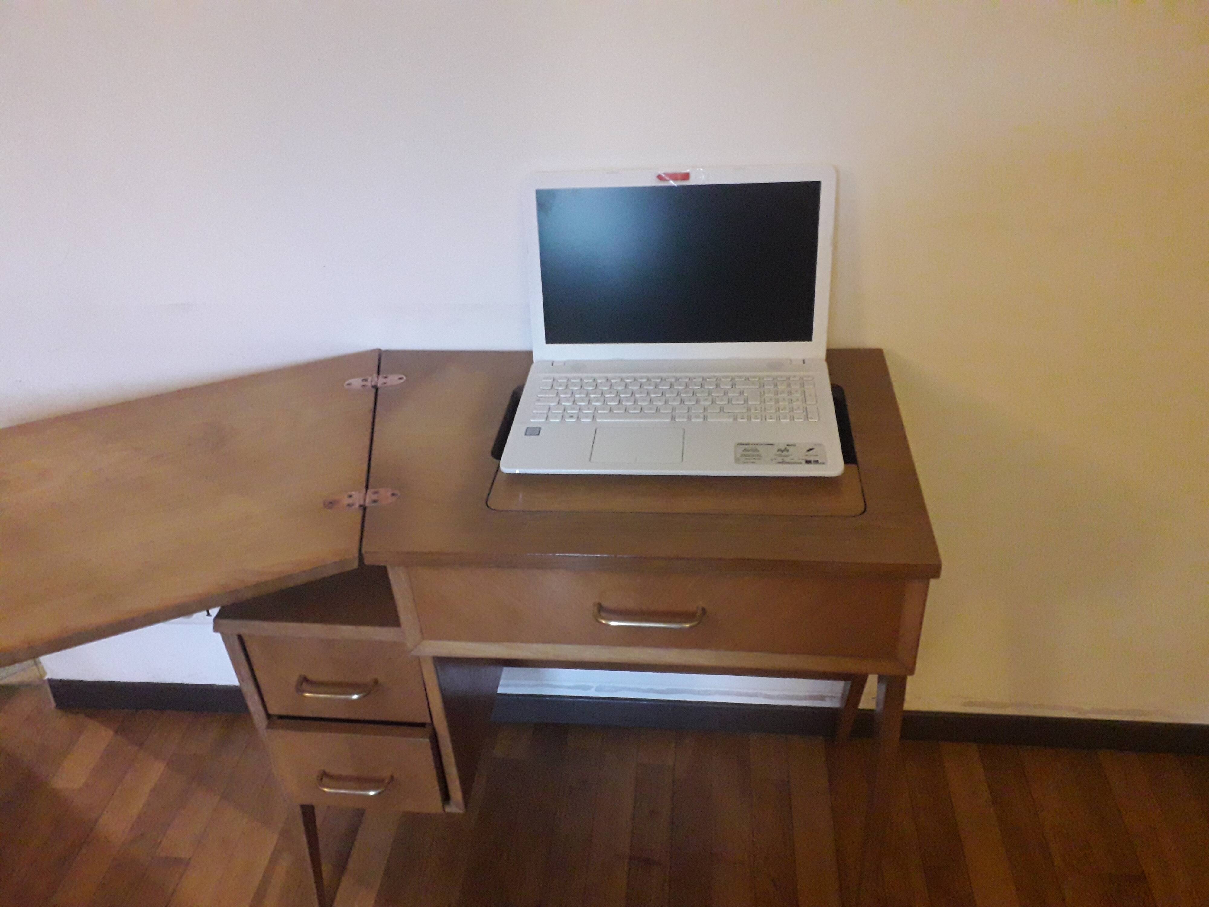 Office Singer vintage foot compass