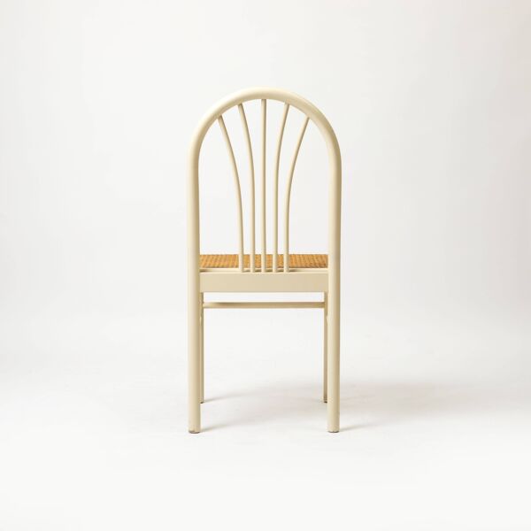 Lot de 2 chaises de salle à manger postmodernes en bois peint en blanc et rotin, années 1980