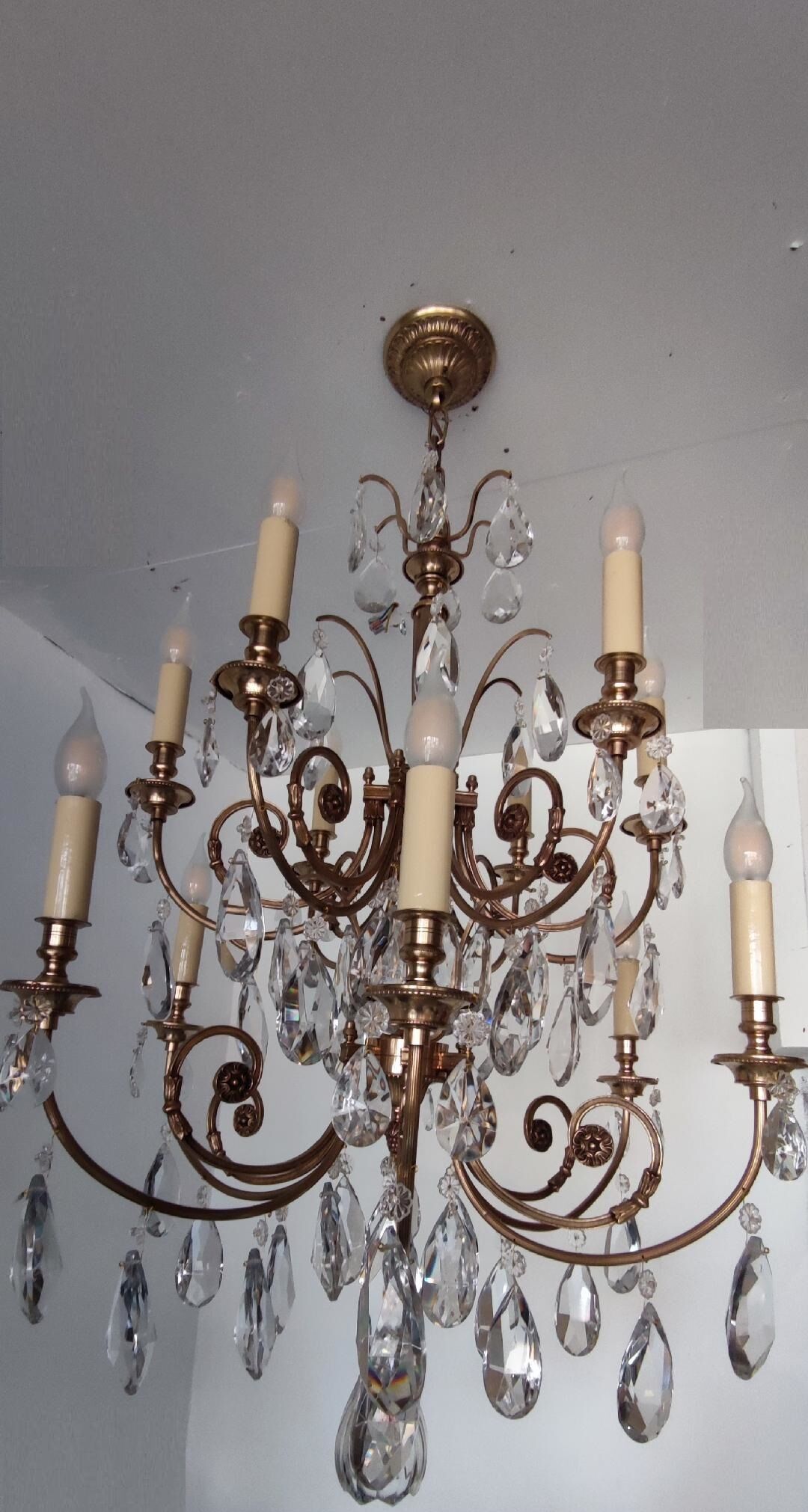 Crystal and bronze chandelier 12 arms of light