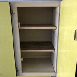 Buffet de cuisine vintage en formica jaune