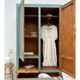 Armoire parisienne