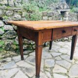 Walnut table, Directoire, 18th century period