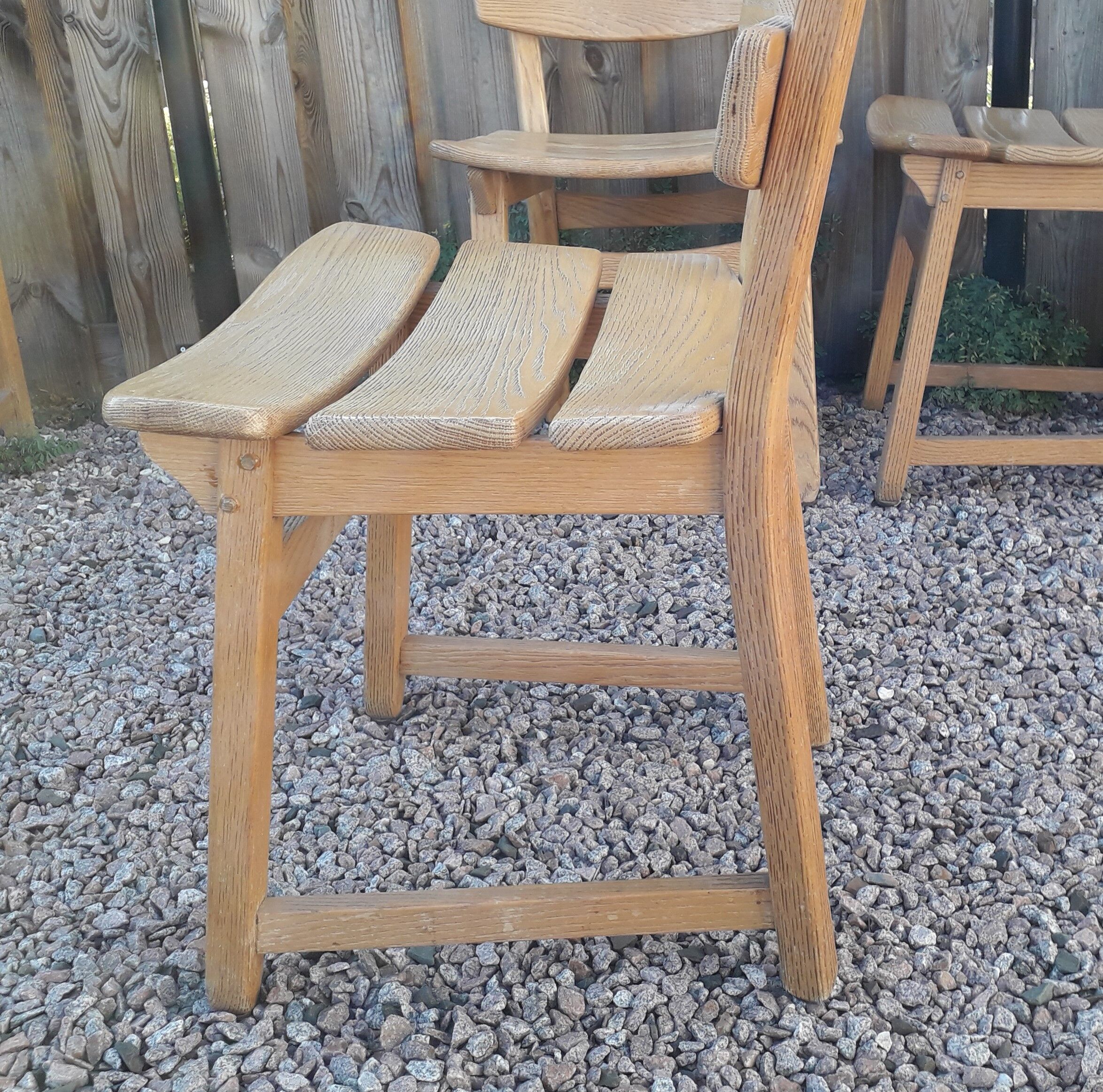 Set of 4 oak chairs