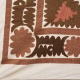 Tapisserie - Faded Red Suzani Table Cloth - Uzbek Embroidery Neutral Textile