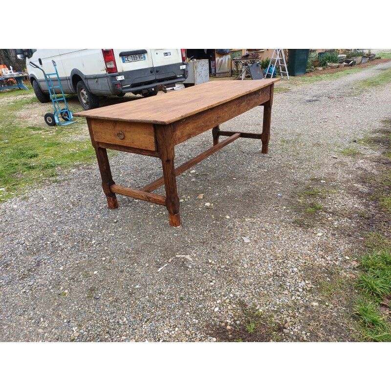 19th century country farmhouse table in walnut and pine, with 3 drawers