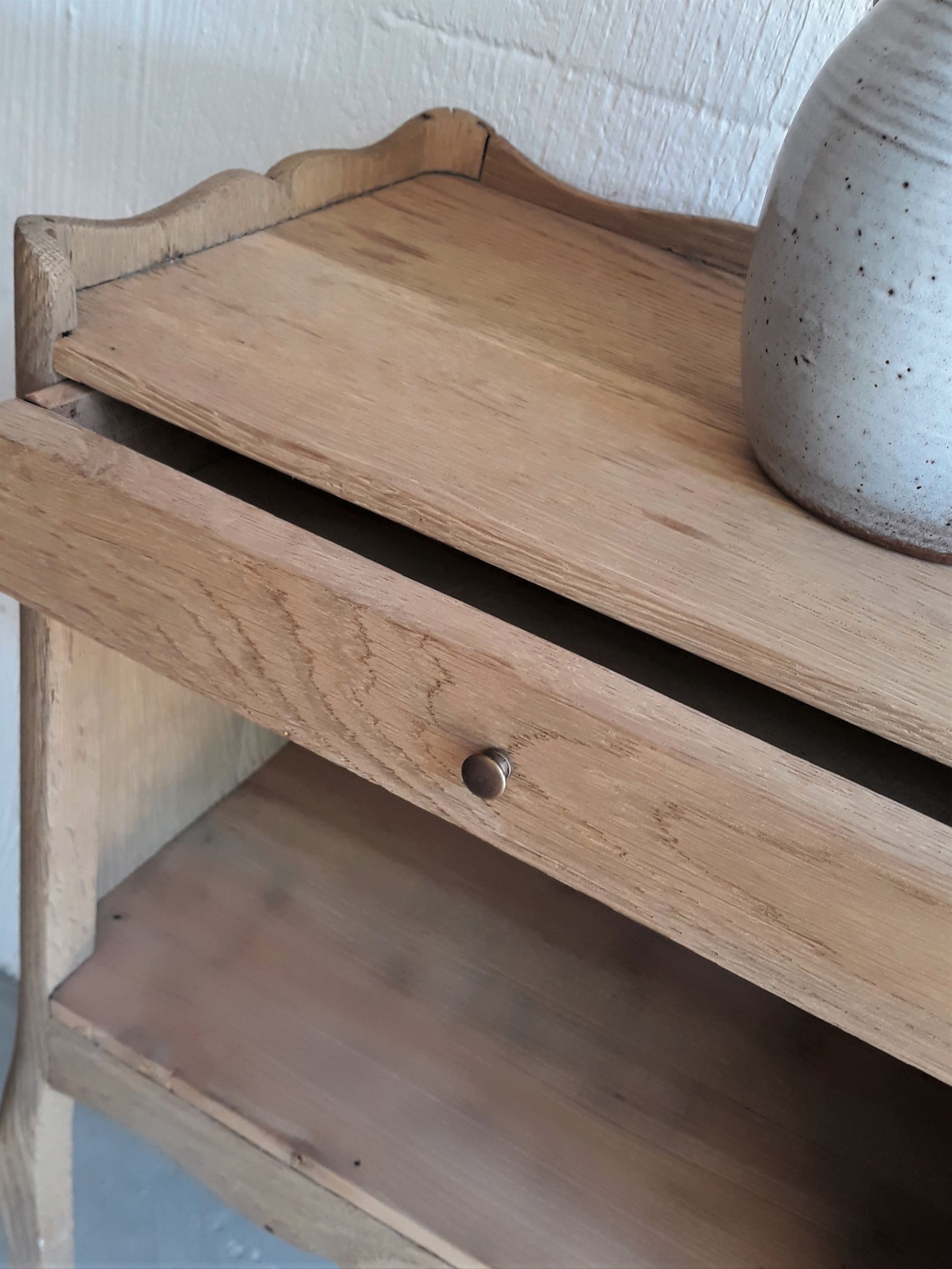 Vintage wooden bedside - Louis XV style nightstand in Oak