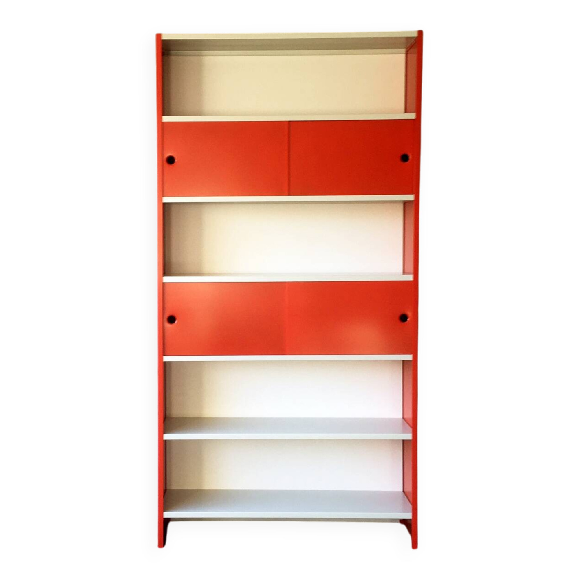 Metal modular storage system with compartments