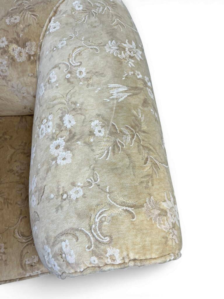Vintage armchair / baroque armchair / armchair
