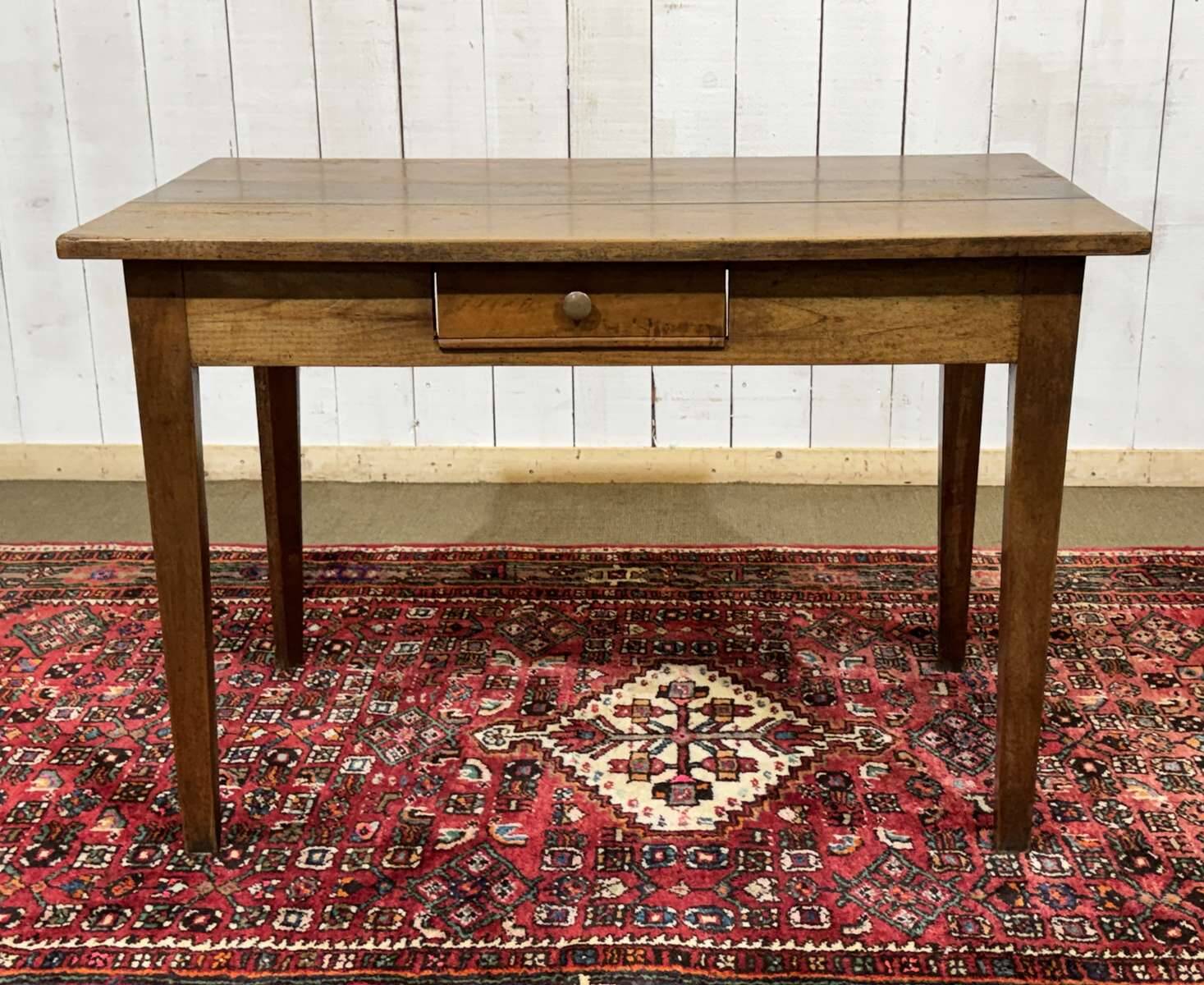 Table bureau en noyer XIXème