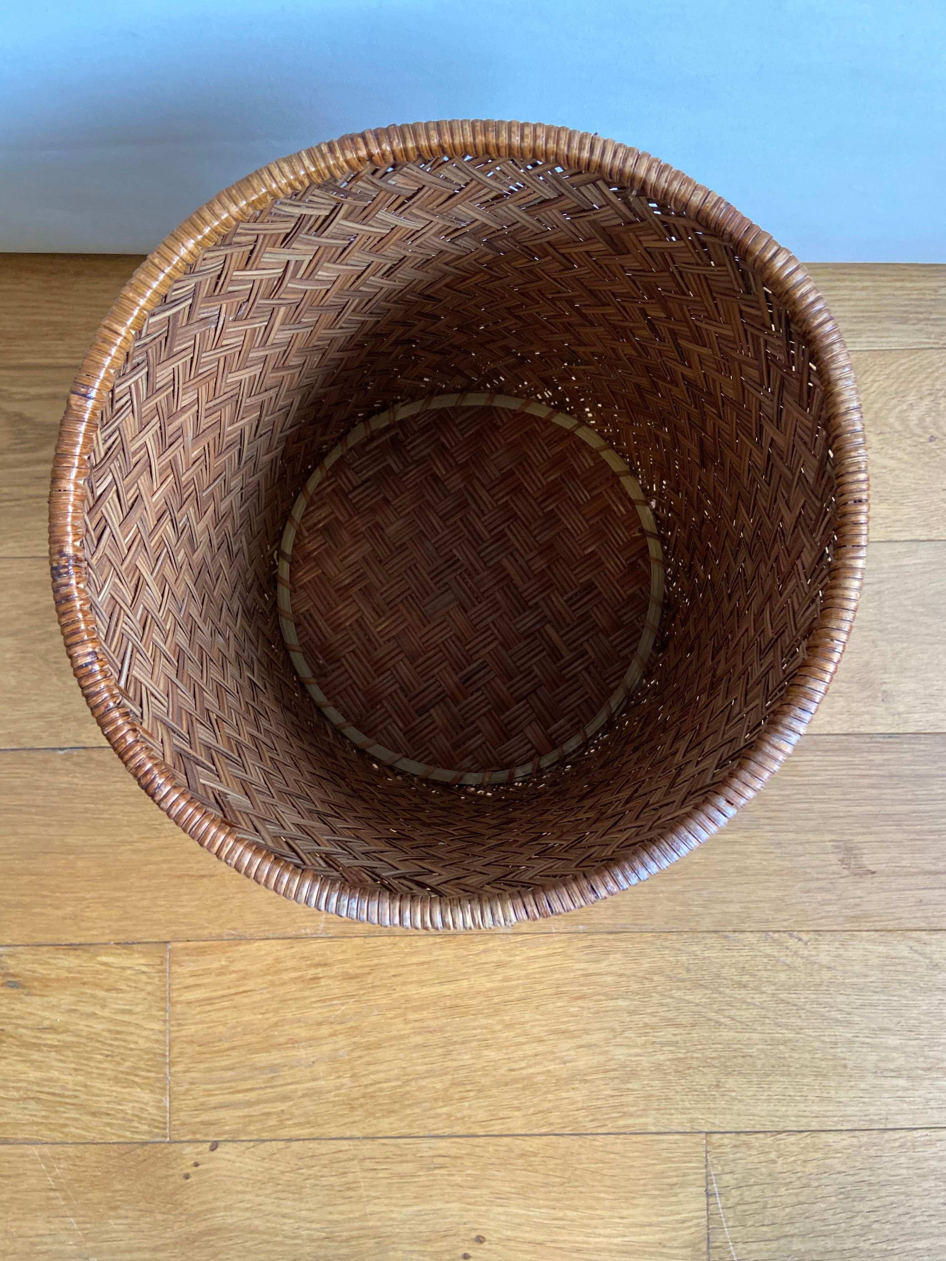 Braided wicker basket