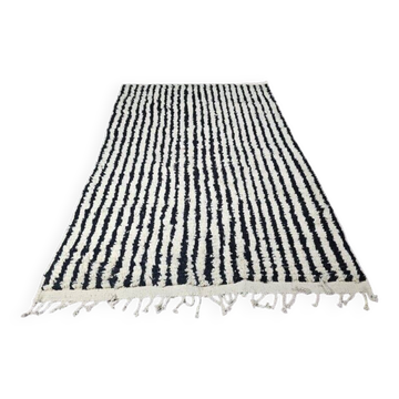 Tapis berbère blanc et noir tissé main traditionnelle taille 250/150 cm