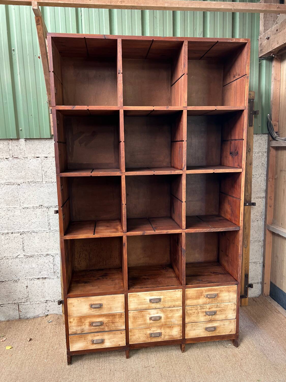 Meuble de métier, meuble de rangement