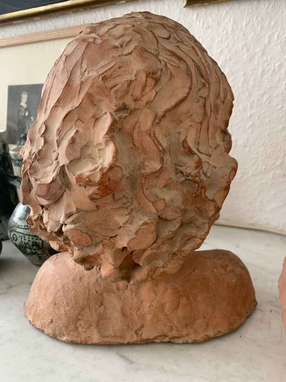 Buste en terre cuite d’une Enfant