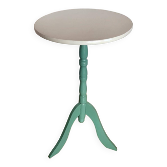 Small 3-foot blue and white pedestal table