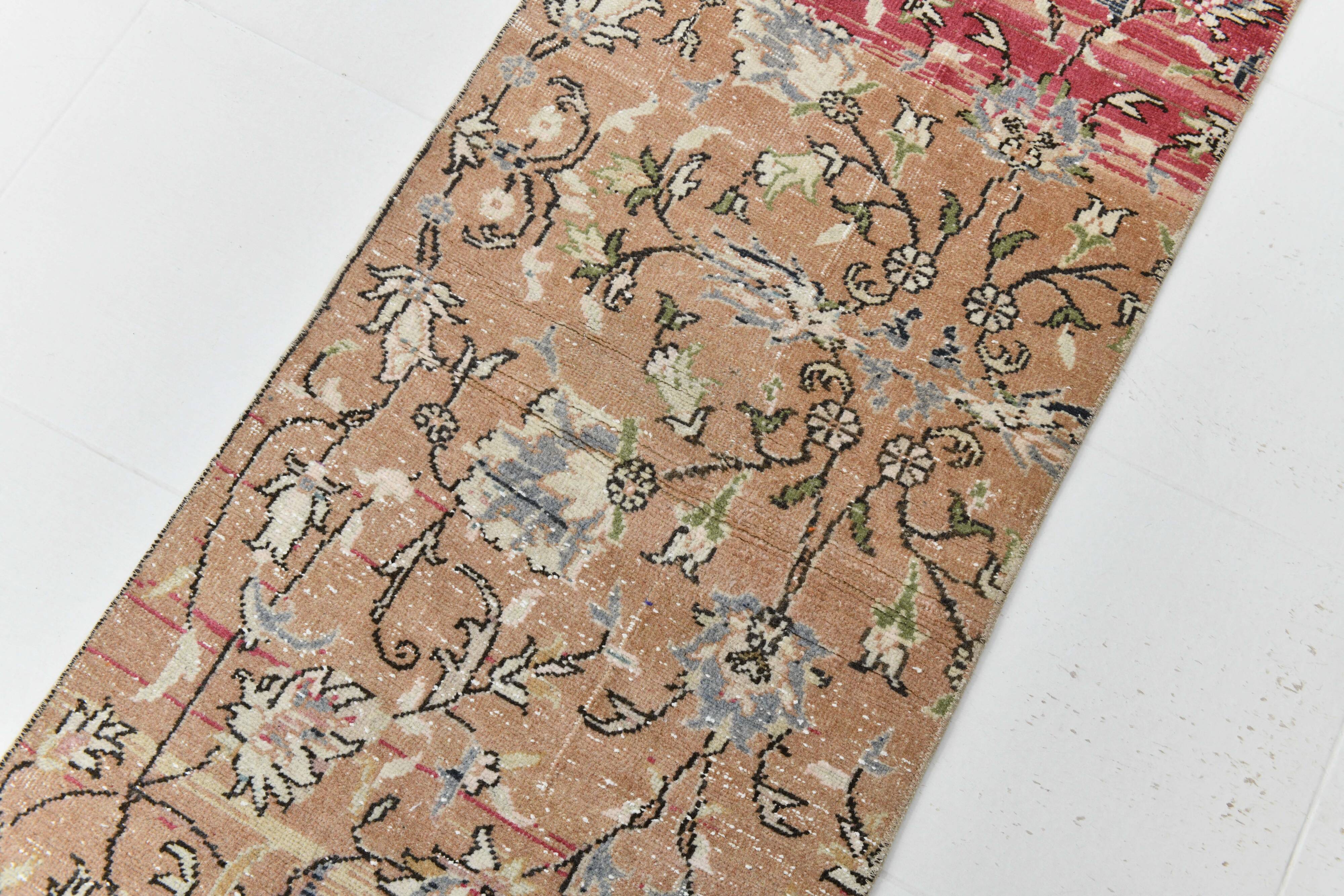 2x7 Red  Pattern Persian Runner Rug, 64x227Cm