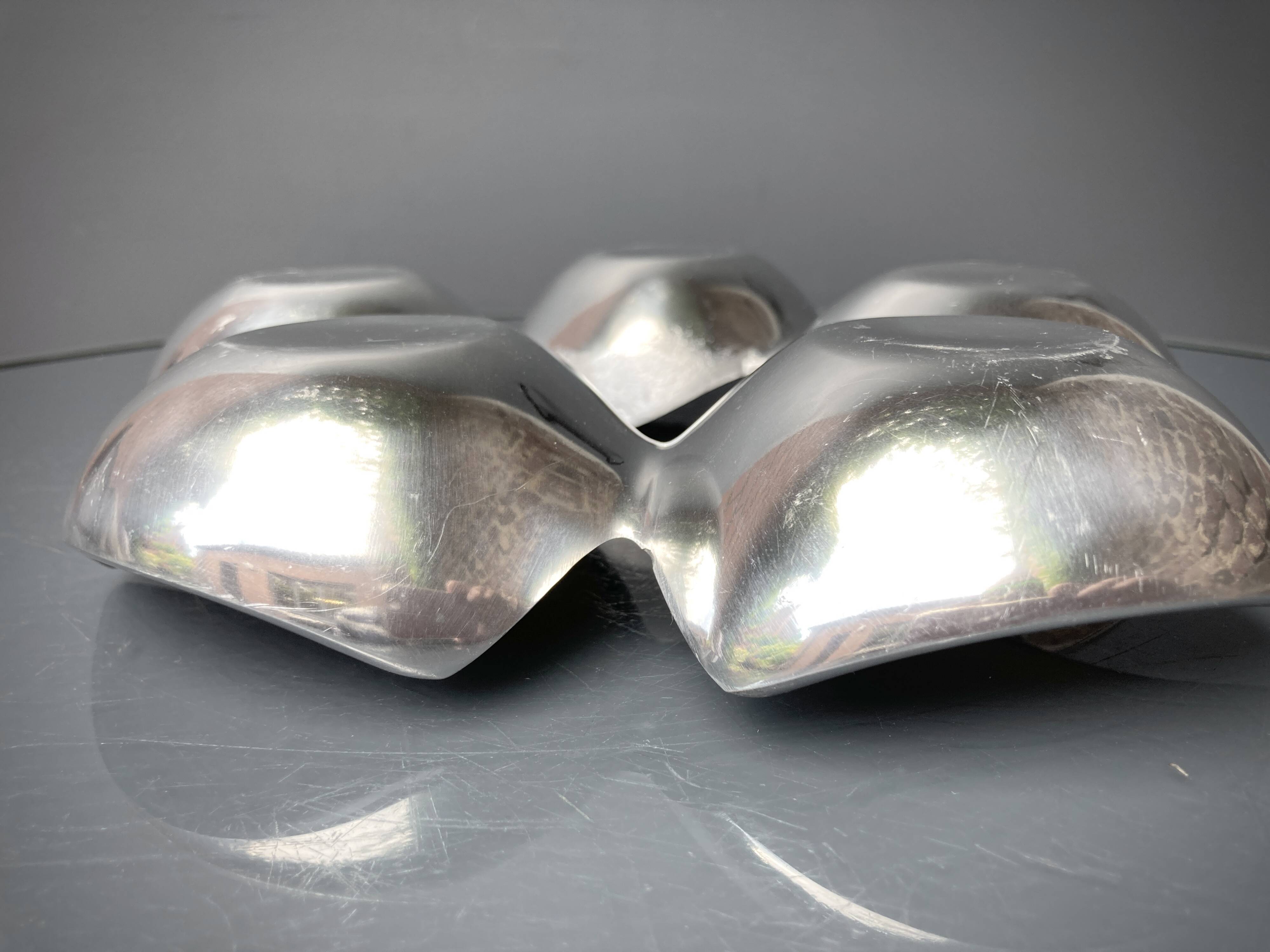 Ensemble de plats compartimentés en Inox Massif et émail écru