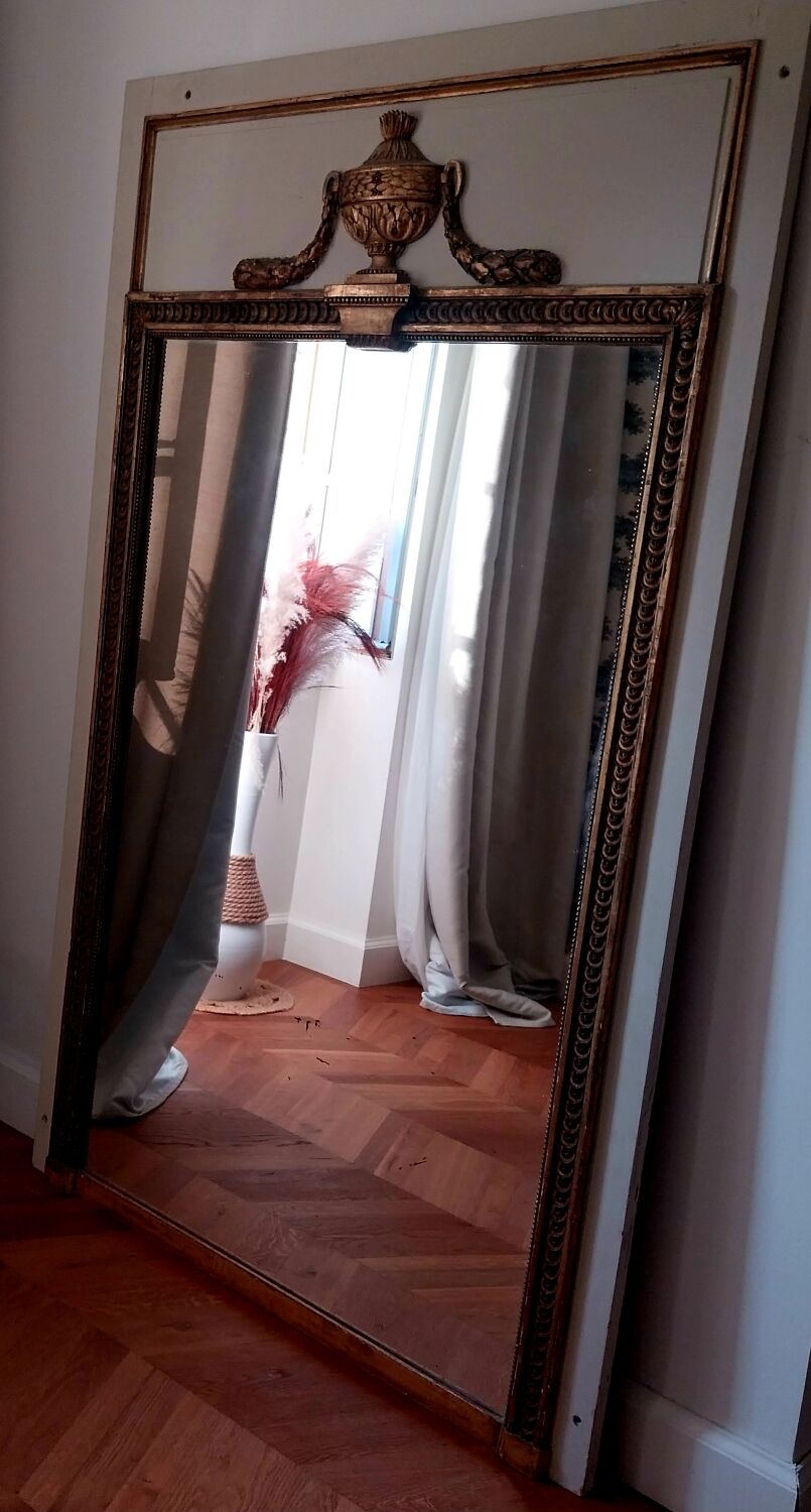 Trumeau mirror, Louis XVI style
