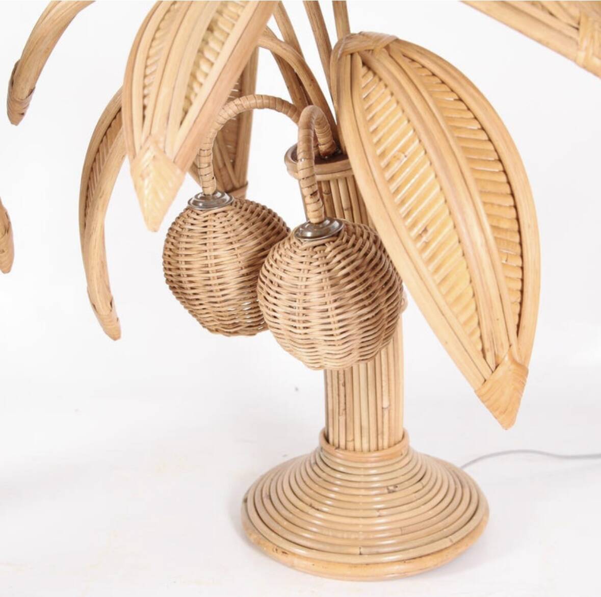 Paire de lampes palmier-cocotier en rotin