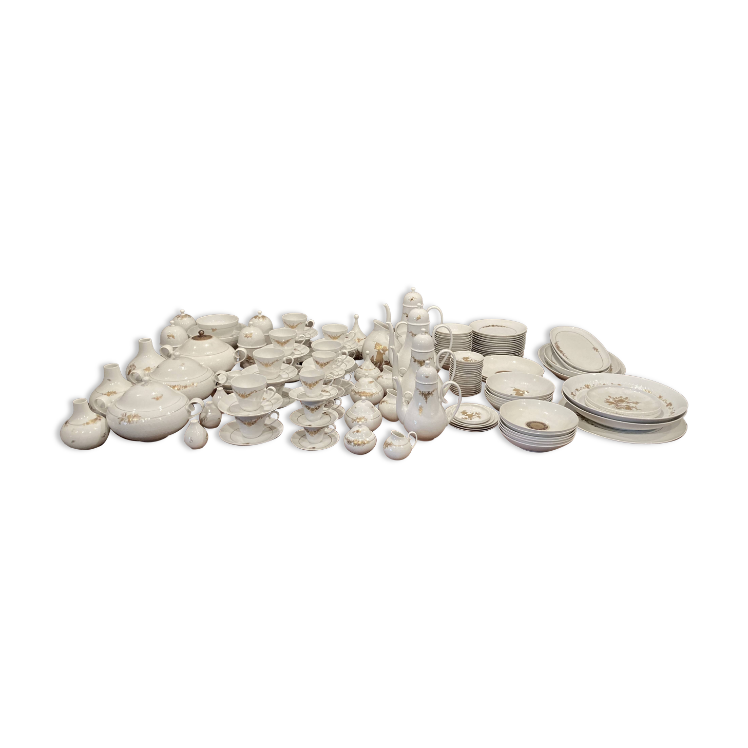 Service porcelain 145 pieces design "bjorn winnblad" 1950.